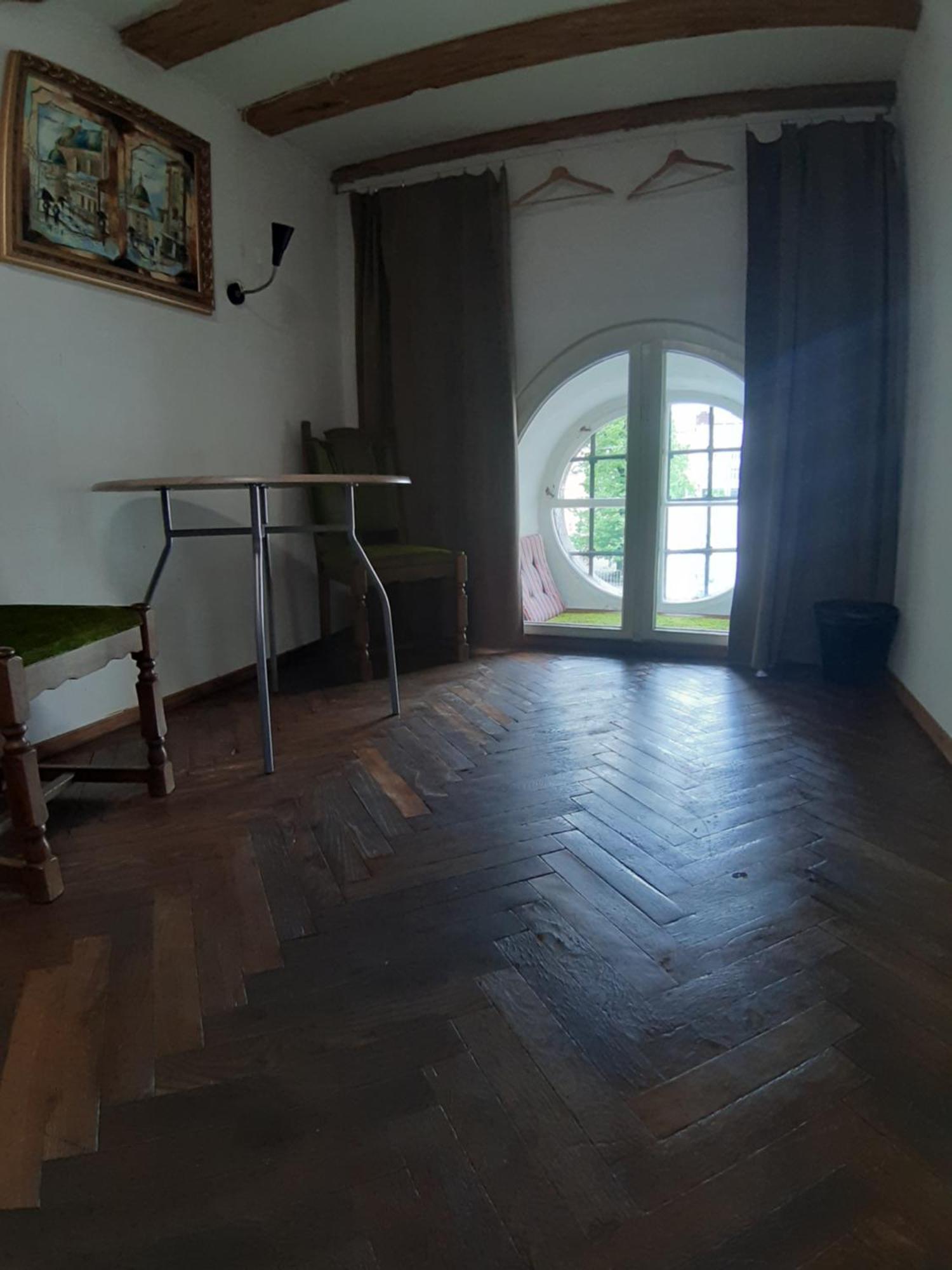 Artrooms -Round Windows Rynok Sq Leopoli Esterno foto